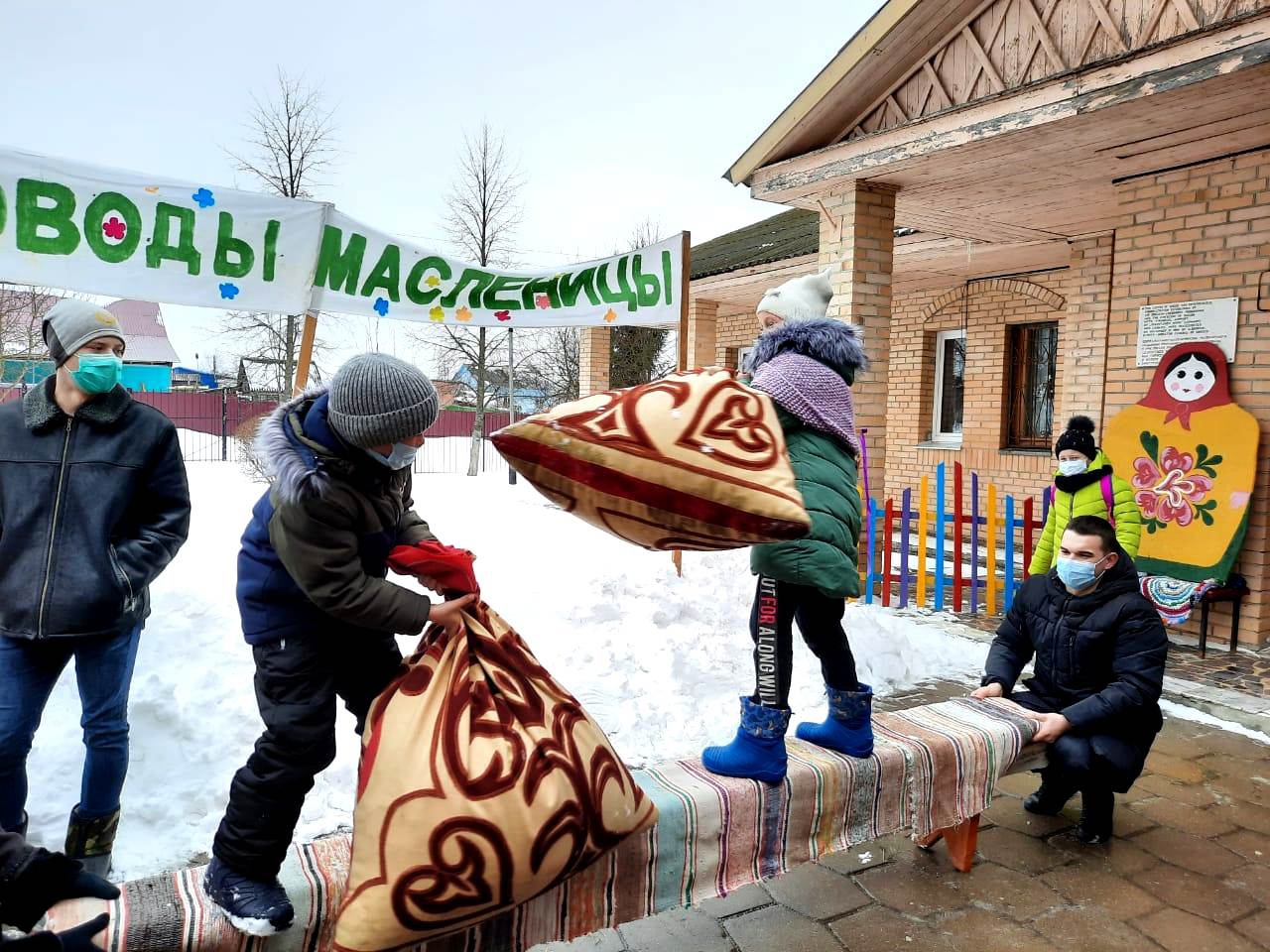 масленица в сельском клубе